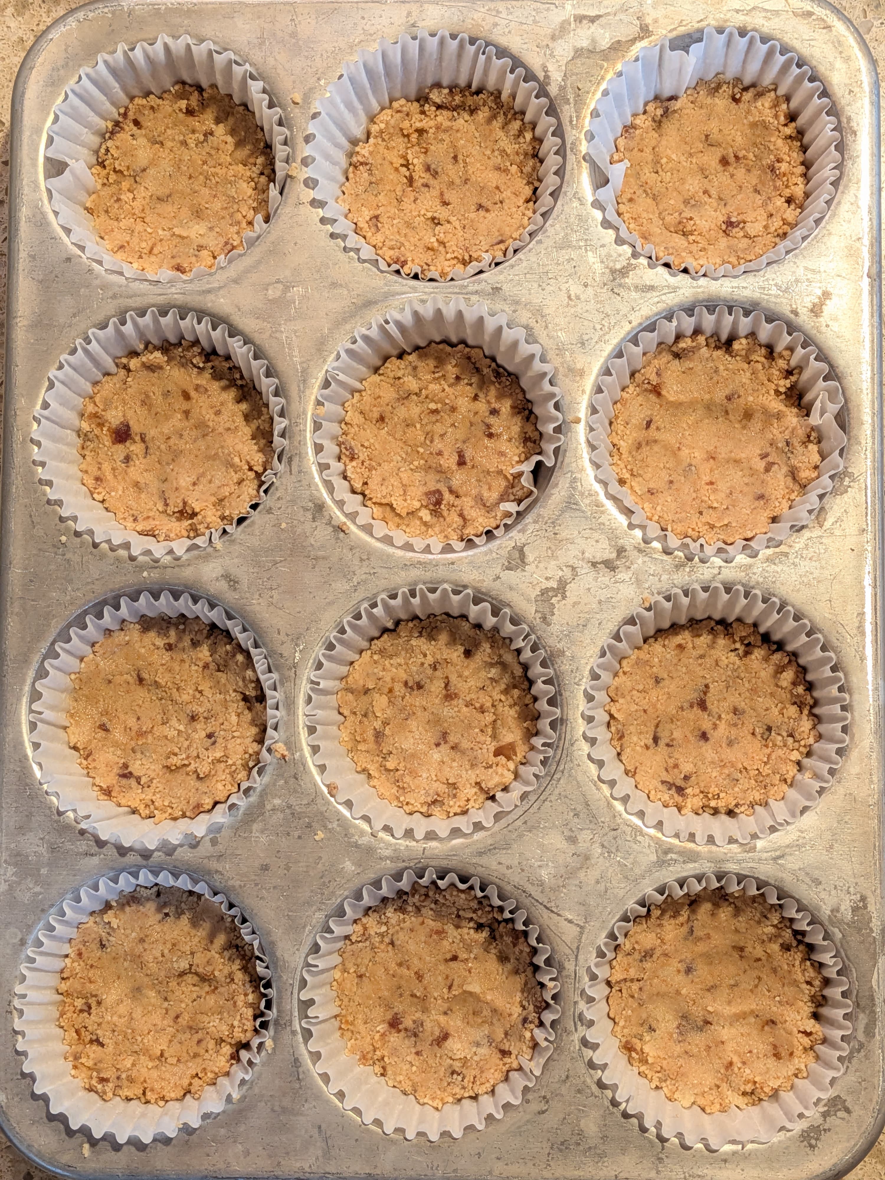 Create date and almond crust